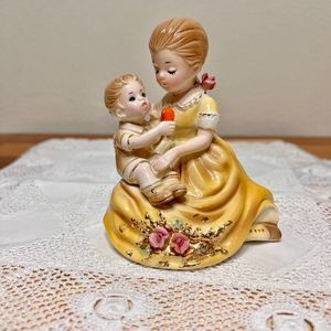 Josef Originals "Big Sister Little Sister" Series Vintage Figurine
